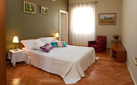 Gianina Apartment